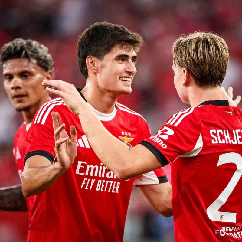 Thế trận giữa Fenerbahce vs Benfica khá cân bằng