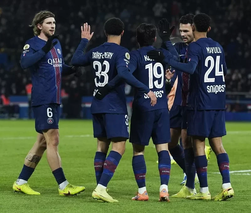 Khoảng cách giữa PSG vs Tottenham trên BXH không quá xa