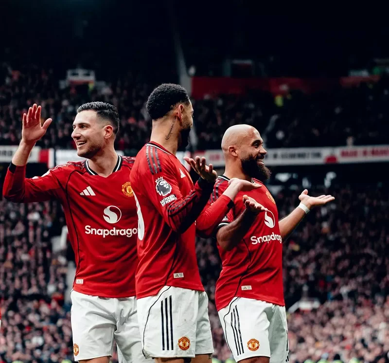 Khoảng cách trên BXH giữa West Ham vs MU chênh lệch lớn