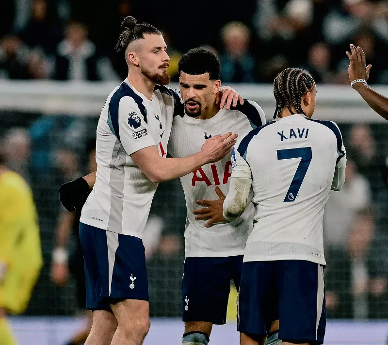 Thành tích của MU vs Tottenham chênh lệch rất lớn